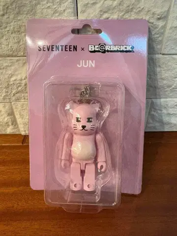 새상품! SEVENTEEN x BE@RBRICK 베어브릭 준 세븐틴