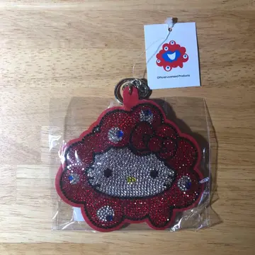 오사카 간사이 박람회 한정품 미야쿠미야쿠 키티 반짝이 가죽 키링