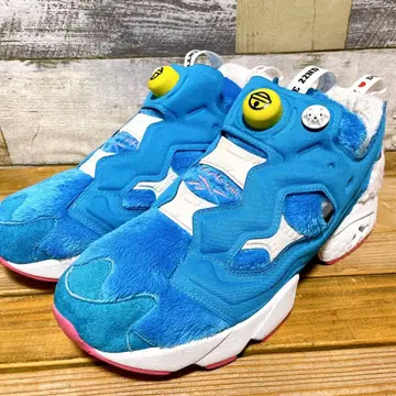 컨디션 최상 리복 아토모스 도라에몽 펌프 퓨리 26.5 콜라보