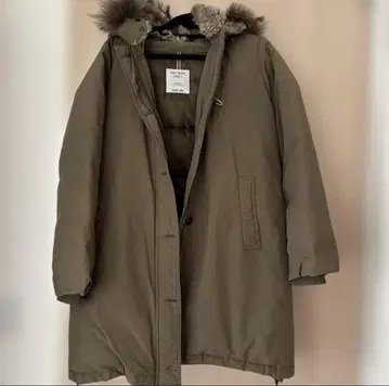 MAYSON GREY 후드 부착 다운 자켓 올리브