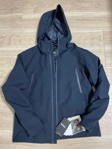 BOSS GORETEX 네이비 마운틴 파카