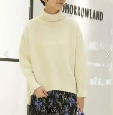 새상품급 맥피 백헴 터틀넥 캐시미어 혼방 니트 S