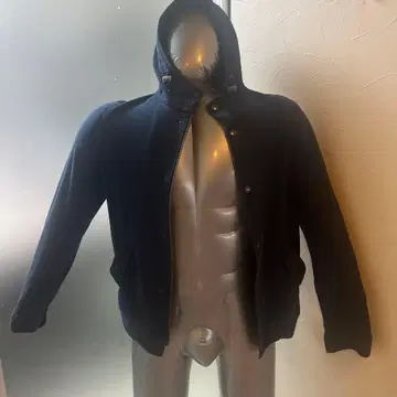 후드 부착 네이비 캐주얼 자켓