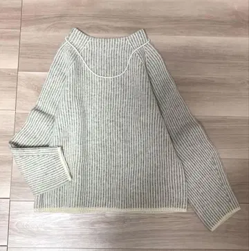 미사용 새상품 언타이틀 코쿤 소매 울 풀오버 니트 2