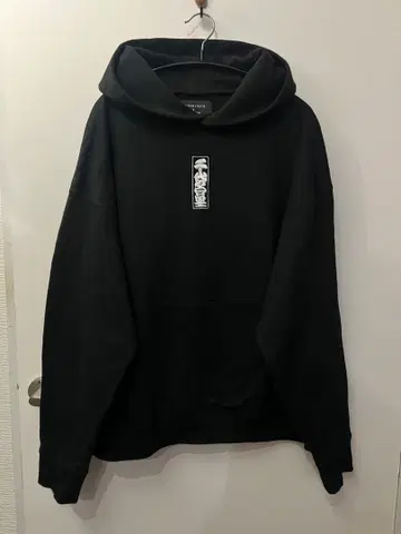 UNITED TOKYO 치요노후지 가와무라 야스스케 콜라보 후드티