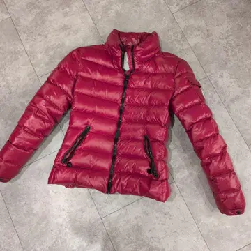 MONCLER 레드 다운 자켓