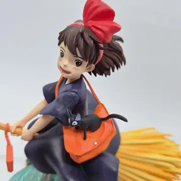 마녀 배달부 키키 키키 피규어