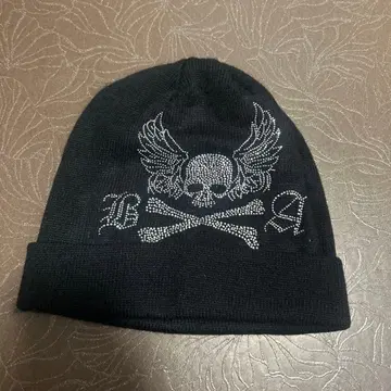 스컬 자수 블랙 니트 모자
