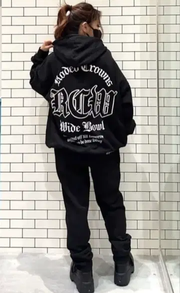 Blackletter 맨투맨 셋업 BLACK