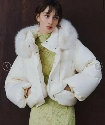 후드 퍼 숏 다운 코트 프레이 아이디