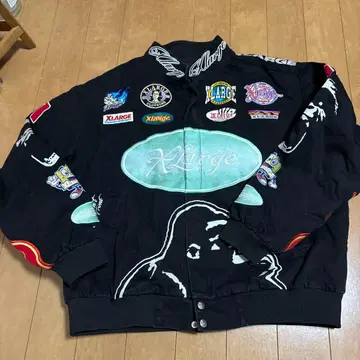 XLARGE 고릴라 디자인 점퍼