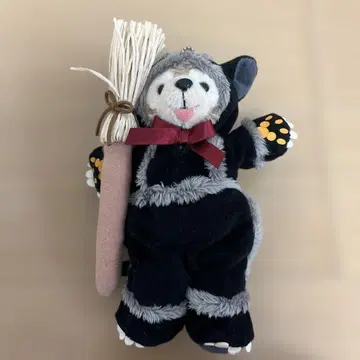도쿄디즈니씨 더피 검은 고양이 인형 배지 할로윈 크로네코