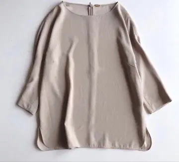 새상품급 두지엠 클라세 트리아세테이트 드레이프감 블라우스 베이지 일본제