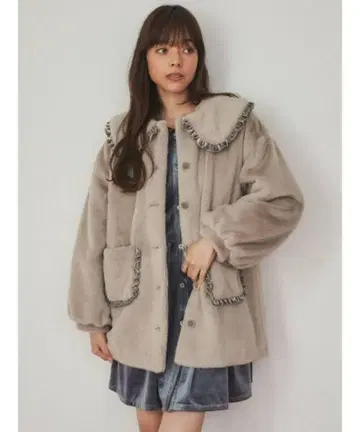 merry jenny 프릴 칼라 인조 모피 자켓 (아우터)