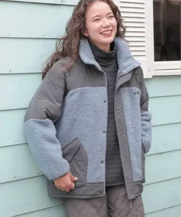 니코앤드 보아 플리스 포켓 자켓 블루 키요하라 카야 착용 L 사이즈