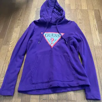 GUESS 보라색 후드 부착 후드티 M 사이즈