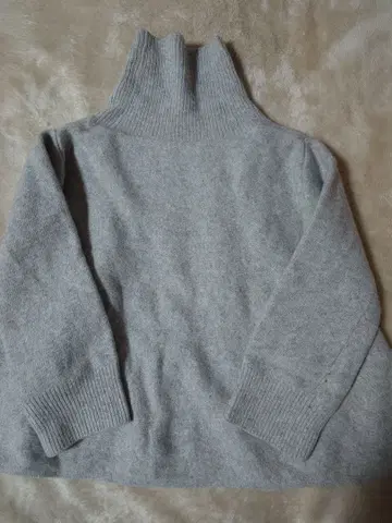 저널 스탠다드 그레이 터틀넥 스웨터