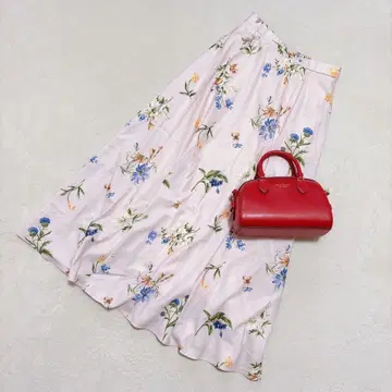 내추럴 꾸뛰르 롱 플레어 스커트 플라워 프린트 깔끔한 F