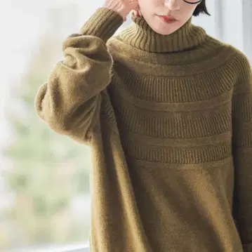 북유럽 생활 잡화점 FACTORY 야크 레이스 패턴 오프 터틀 니트 카키