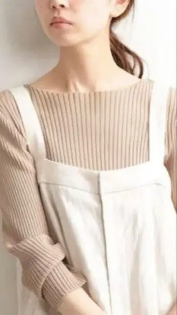 컨디션 최상 IENA 이에나 R/N 리브 보트넥 풀오버 니트