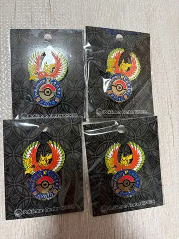 [ 포켓몬 센터 한정판 ] 포켓몬 로고 핀즈 피카츄 호우오 교토 4개