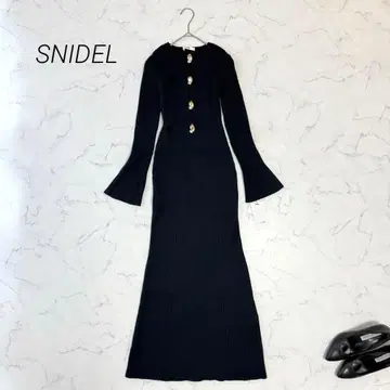 택 포함 새상품 SNIDEL 디자인 프론트 버튼 니트 원피스 네이비