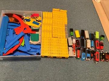 프라레일 레일과 차량 세트