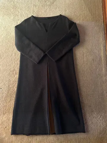 빔즈 구매 짙은 그레이 니트 원피스