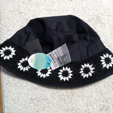 ANNA SUI (안나 수이) 꽃 모티브 버킷햇