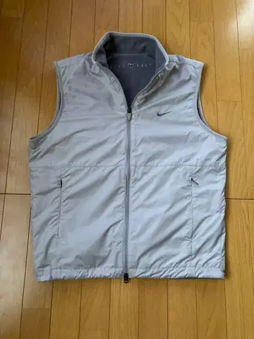 새상품급 NIKE 리버서블 베스트 그레이 계열 L 사이즈