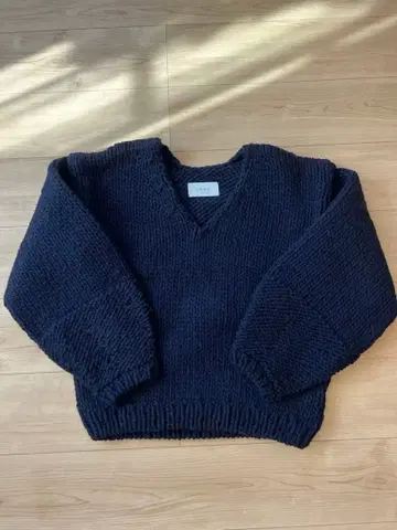 볼륨 슬리브 핸드 니트 풀오버