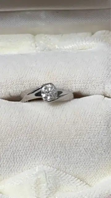 플라티나 다이아몬드 반지 엑설런트