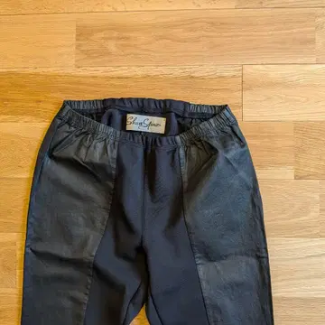 share spirit 셰어 스피릿 이소재 레깅스 38