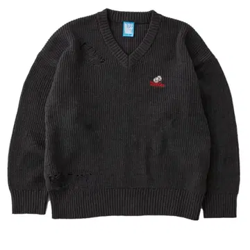 다크 그레이 V넥 니트