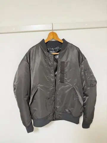 유니클로 +J 질 샌더 하이브리드 다운 오버사이즈 MA-1 블루종