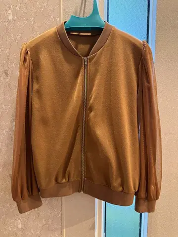 브라운 카키 노카라 저지 자켓 퍼프 슬리브