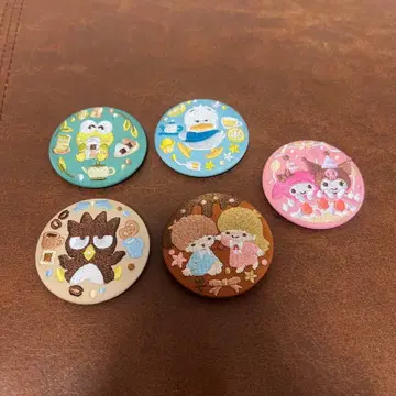 산리오 자수 캔뱃지 묶음 판매