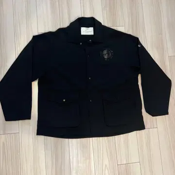 CALL & RESPONSE 블랙 나일론 자켓