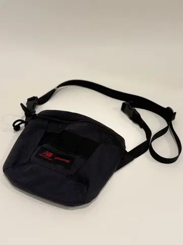 briefing new balance CLOUD SACOCHE