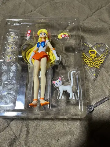 세일러 비너스 SH 피규어 아츠