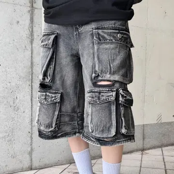 [ Figments ] 멀티 카고 데님 하프 팬츠