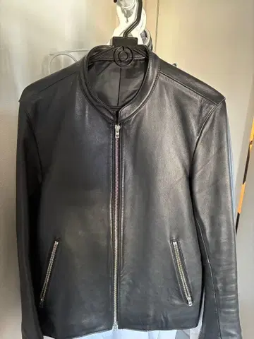 블랙 가죽 싱글 라이더 자켓