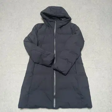 상태 좋음 2회 착용만 유니클로 심리스 다운 코트 여성용 XL 네이비
