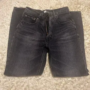 MOUSSY 다크 그레이 스트레이트 데님 23