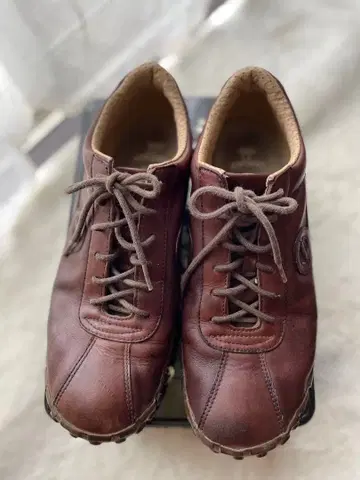 NO NAME 노네임 가죽 스니커즈