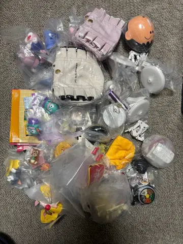 가챠가챠 묶음 판매 약 55개