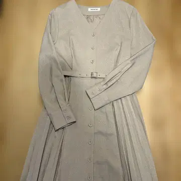 NATURAL BEAUTY BASIC 롱 플리츠 원피스 베이지