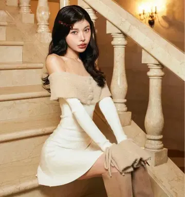 Darich 오프숄더 샤기 니트 미니 원피스