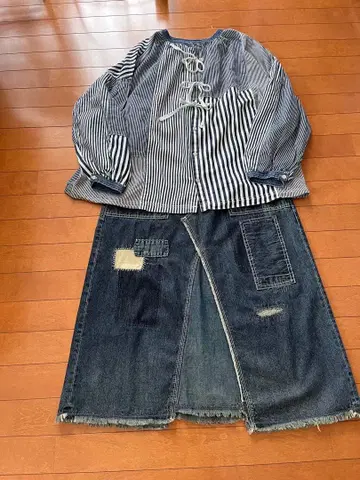 새상품 미사용 CUBE SUGAR 스트라이프 패턴 긴팔 오버 블라우스