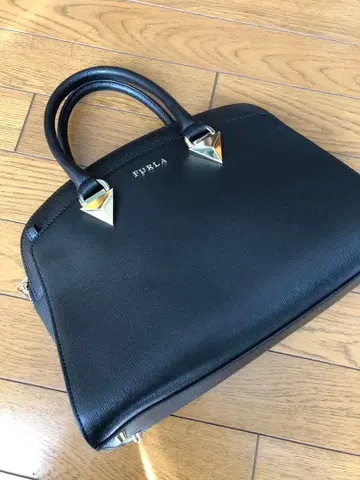 FURLA 블랙 핸드백